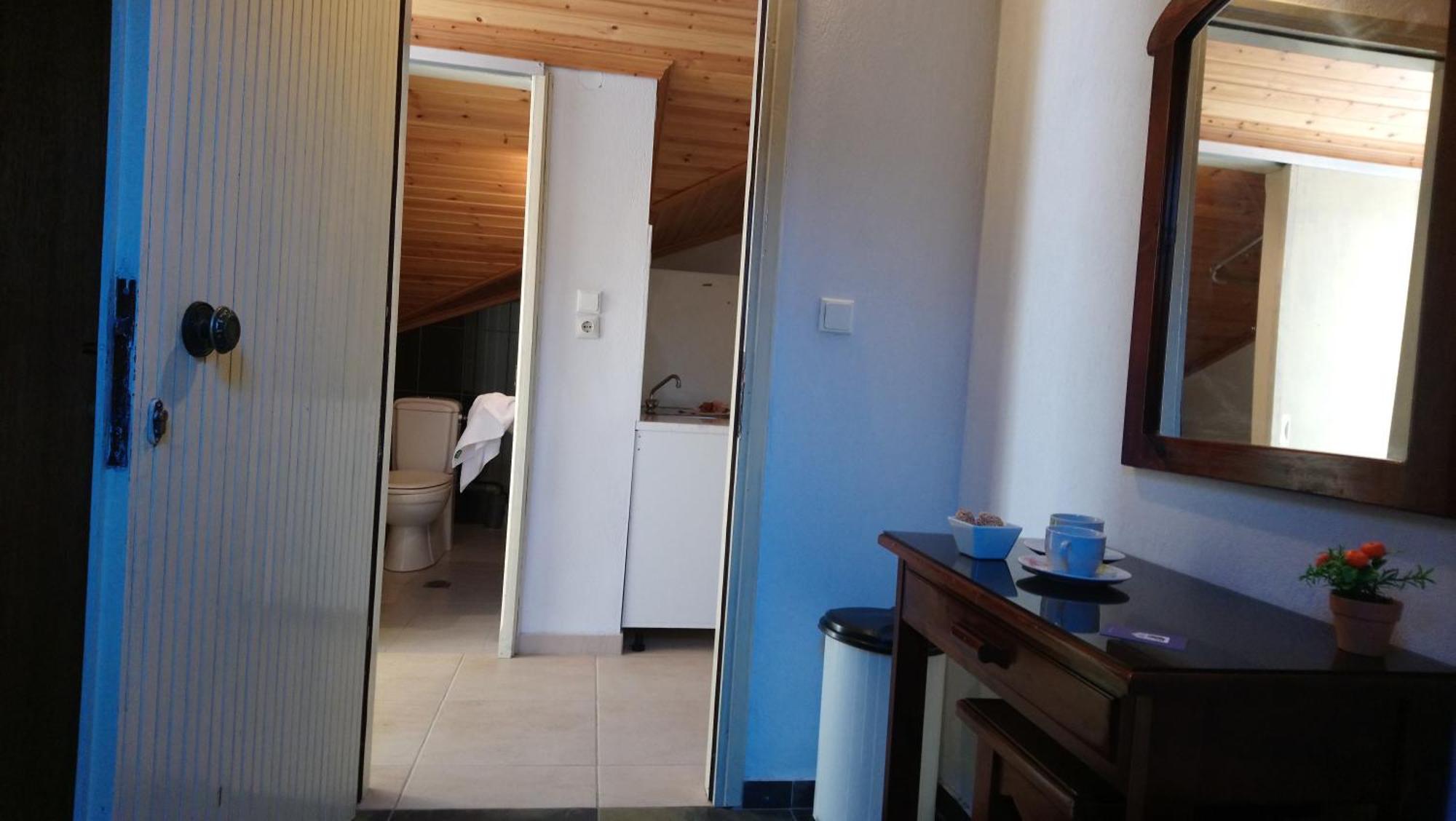 Aparthotel Kiwi Kastle Néa Fókaia Exterior foto